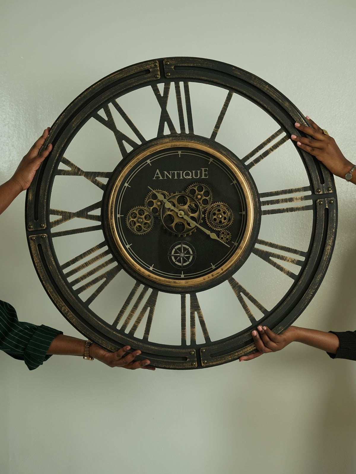 80cm Gold and Black Vintage Clock