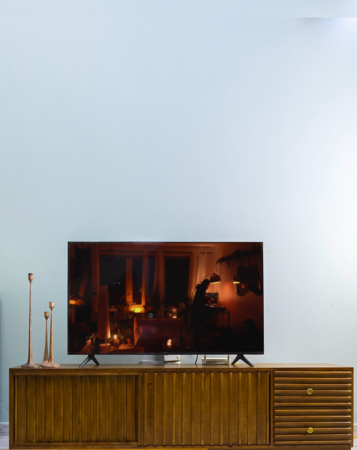 Enterntainment Unit